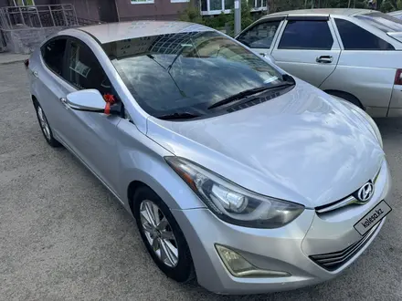 Hyundai Elantra 2015 года за 3 200 000 тг. в Уральск – фото 2
