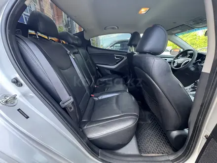 Hyundai Elantra 2015 года за 3 200 000 тг. в Уральск – фото 7