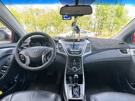 Hyundai Elantra 2015 года за 3 200 000 тг. в Уральск – фото 8