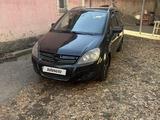 Opel Zafira 2012 года за 3 900 000 тг. в Алматы