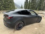 Tesla Model Y 2023 года за 22 000 000 тг. в Алматы – фото 3