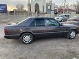 Mercedes-Benz E 280 1993 года за 2 343 820 тг. в Алматы