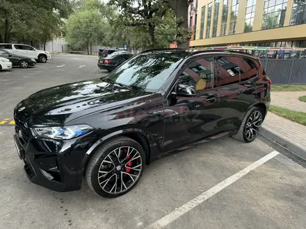 BMW X5 M 2022 года за 53 000 000 тг. в Алматы – фото 2