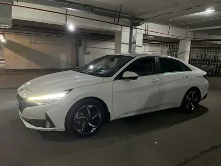 Hyundai Elantra 2021 года за 12 000 000 тг. в Тараз – фото 2