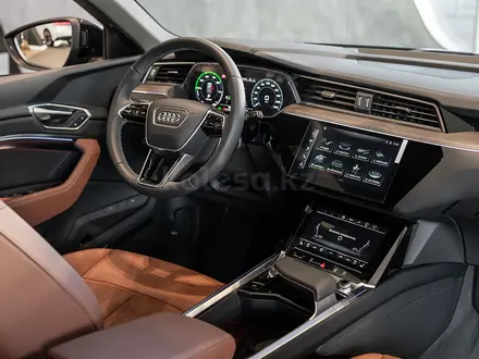 Audi Q8 e-tron 55 Advanced 2023 года за 33 900 000 тг. в Астана – фото 7