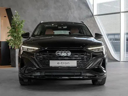 Audi Q8 e-tron 55 Advanced 2023 года за 33 900 000 тг. в Астана – фото 3