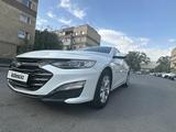 Chevrolet Malibu 2022 года за 9 600 000 тг. в Алматы – фото 2
