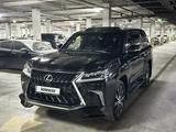 Lexus LX 570 2017 года за 55 000 000 тг. в Астана