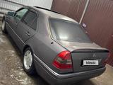 Mercedes-Benz C 200 1994 года за 1 480 000 тг. в Алматы – фото 3