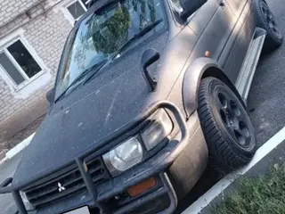 Mitsubishi RVR, 1995