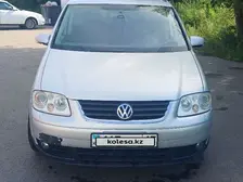 Volkswagen Touran, 2005