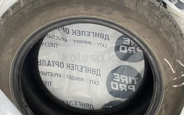 Bridgestone Blizzak 225/55 R17 VRXZ 4 зимние липучка б/у за 45 000 тг. в Алматы
