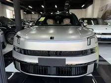 lynk-and-co 900, 2025