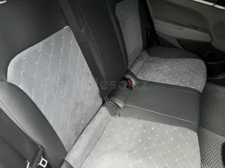 Hyundai Elantra 2018 годаүшін6 200 000 тг. в Уральск – фото 8