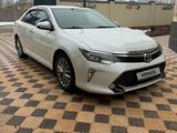 Toyota Camry 2017 года за 14 800 000 тг. в Шымкент – фото 3