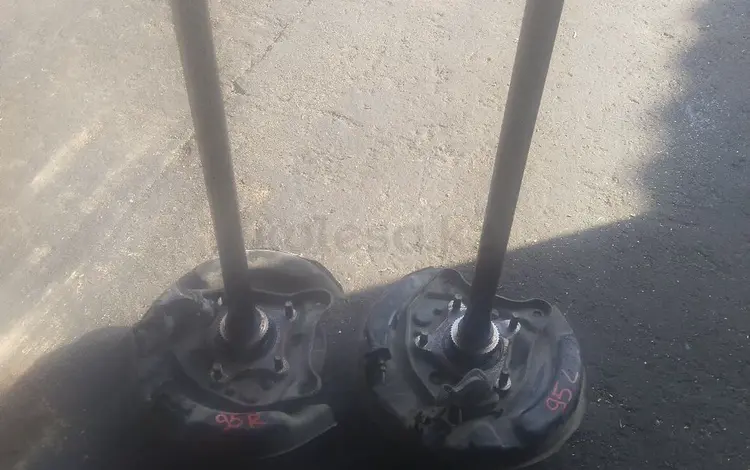 Полуось заднего моста Прадо 95 за 70 000 тг. в Алматы