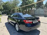 Toyota Camry 2013 года за 10 700 000 тг. в Алматы – фото 2
