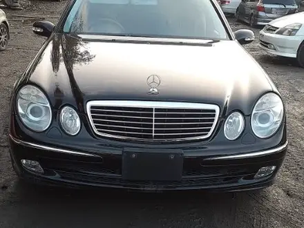 Дверь Mercedes-Benz E-CLASS W211 ОРИГИНАЛ Б/У за 45 000 тг. в Астана
