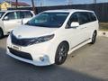 Toyota Sienna 2017 годаүшін11 800 000 тг. в Атырау – фото 3