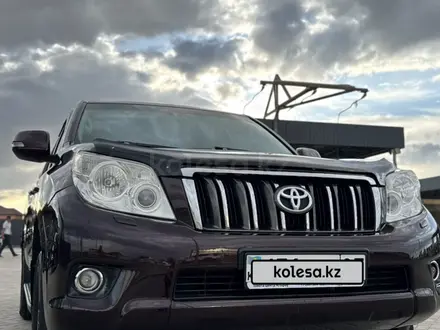 Toyota Land Cruiser Prado 2011 года за 14 500 000 тг. в Атырау – фото 16