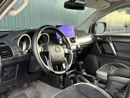 Toyota Land Cruiser Prado 2011 года за 14 500 000 тг. в Атырау – фото 19