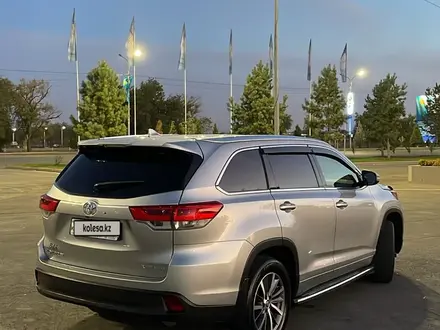 Toyota Highlander 2018 года за 17 500 000 тг. в Тараз – фото 6