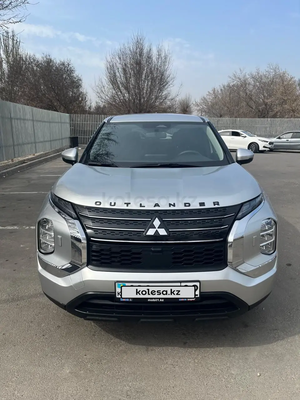 Mitsubishi Outlander, 2021
