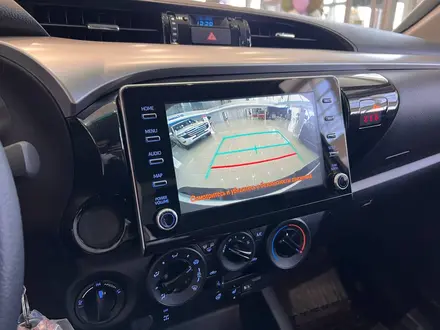 Toyota Hilux Comfort 2025 года за 27 890 000 тг. в Алматы – фото 12