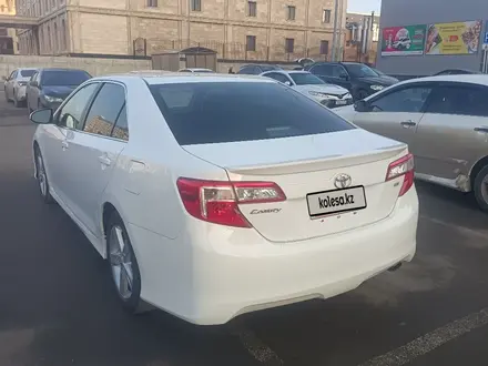 Toyota Camry 2013 года за 5 500 000 тг. в Актобе – фото 3