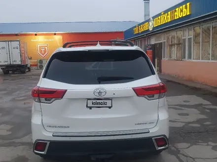 Toyota Highlander 2017 года за 13 700 000 тг. в Жанаозен – фото 7