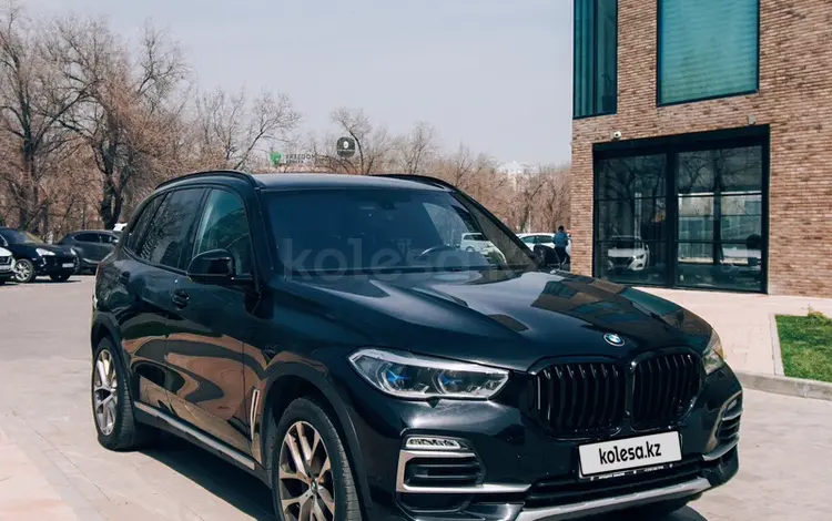 BMW X5 2020 года за 38 000 000 тг. в Алматы