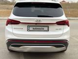 Hyundai Santa Fe 2023 года за 22 350 000 тг. в Алматы – фото 2