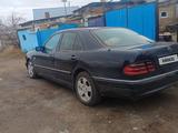 Mercedes-Benz E 280 1995 года за 2 400 000 тг. в Семей – фото 5