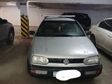 Volkswagen Golf 1993 года за 650 000 тг. в Астана