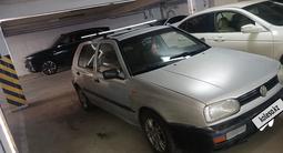 Volkswagen Golf 1993 года за 650 000 тг. в Астана – фото 2