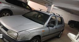 Volkswagen Golf 1993 года за 650 000 тг. в Астана – фото 3