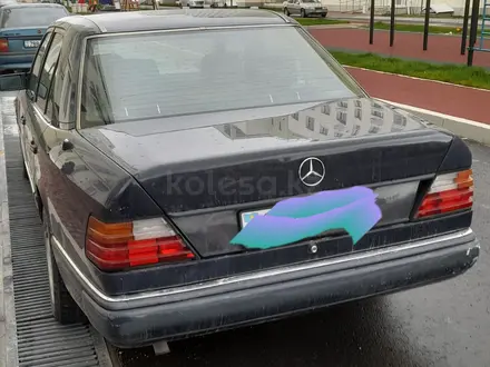 Mercedes-Benz E 230 1992 года за 1 100 000 тг. в Туркестан – фото 3