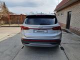 Hyundai Santa Fe 2023 года за 17 600 000 тг. в Семей