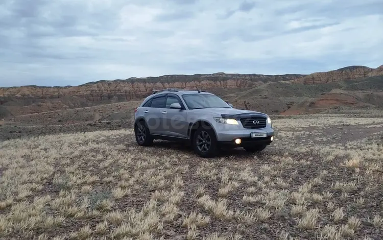 Infiniti FX35 2003 годаүшін4 500 000 тг. в Алматы