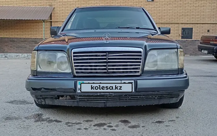 Mercedes-Benz E 320 1994 года за 1 435 000 тг. в Алматы