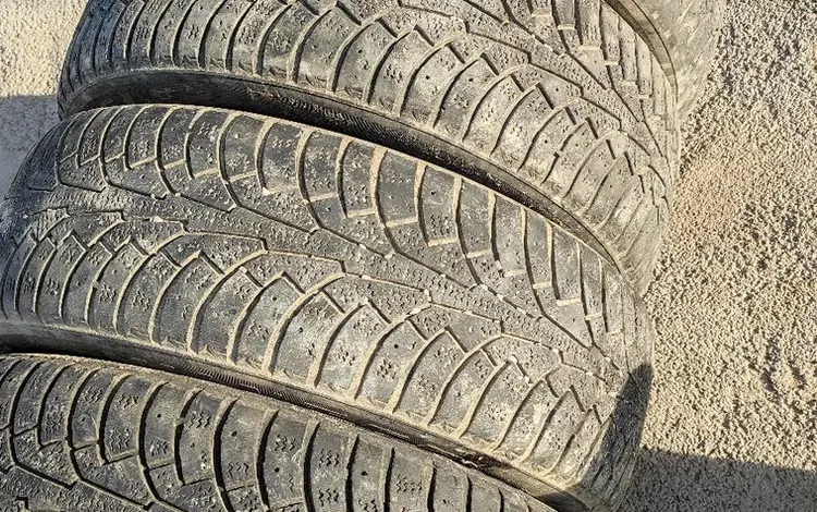 Зимние шины 205 60 16 за 18 000 тг. в Алматы