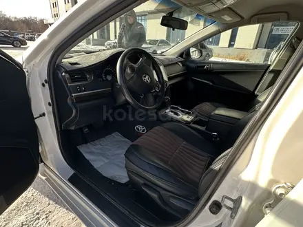 Toyota Camry 2014 года за 7 500 000 тг. в Караганда – фото 16