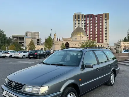 Volkswagen Passat 1994 года за 2 850 000 тг. в Шымкент