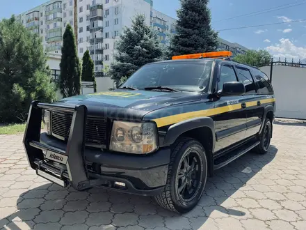 Chevrolet Suburban 2003 года за 5 500 000 тг. в Алматы