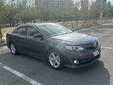 Toyota Camry 2014 года за 7 200 000 тг. в Атырау – фото 2