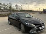 Toyota Camry 2019 года за 13 100 000 тг. в Алматы – фото 3