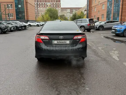 Toyota Camry 2012 года за 6 000 000 тг. в Караганда – фото 2