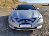 Hyundai Sonata 2011 года за 6 450 000 тг. в Актау – фото 2