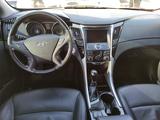 Hyundai Sonata 2011 года за 6 450 000 тг. в Актау – фото 4
