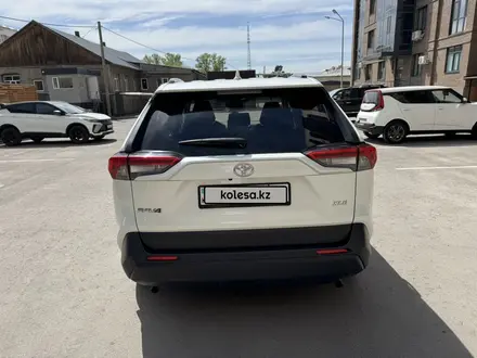 Toyota RAV4 2019 года за 14 000 000 тг. в Караганда – фото 4